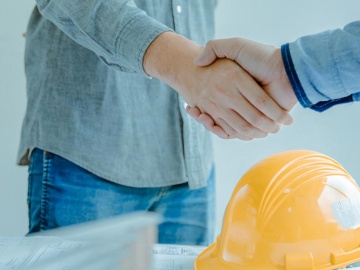 6 Questions to Ask Before Hiring a Roofing Contractor